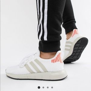 Adidas Swift Run Sneakers